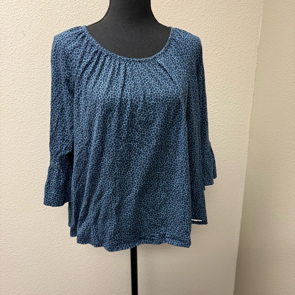 Michael Kors Blue Pebble Print Ruffle Sleeve Blouse Casual Boho Chic Top L - Picture 2 of 9